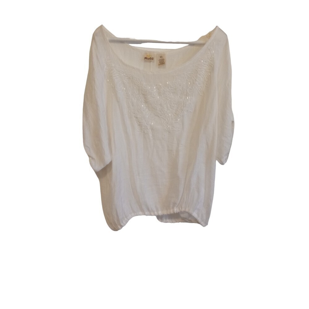 Mudd white 3/4 Sleeve beaded swoop neck gathered hem bottom blouse